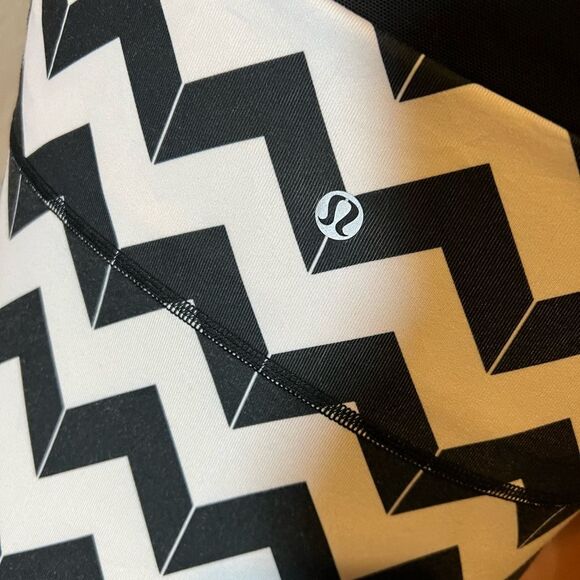 Lululemon Tank - Picture 3 of 4